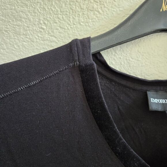Emporio Armani V-neck t-shirt top size XL - Picture 4 of 9